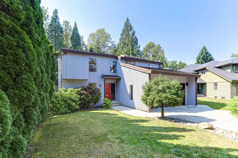 7873 WOODHURST DRIVE - photo 1 of 40
