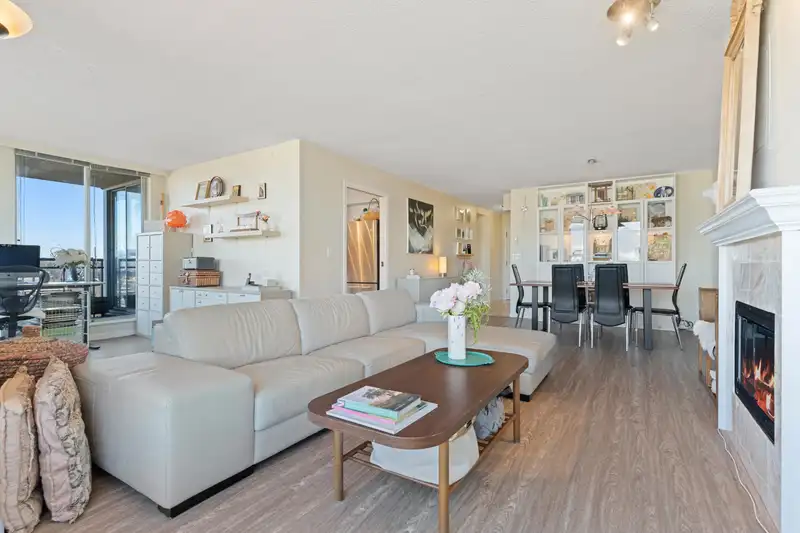 1003 2628 ASH STREET - photo 4 of 30