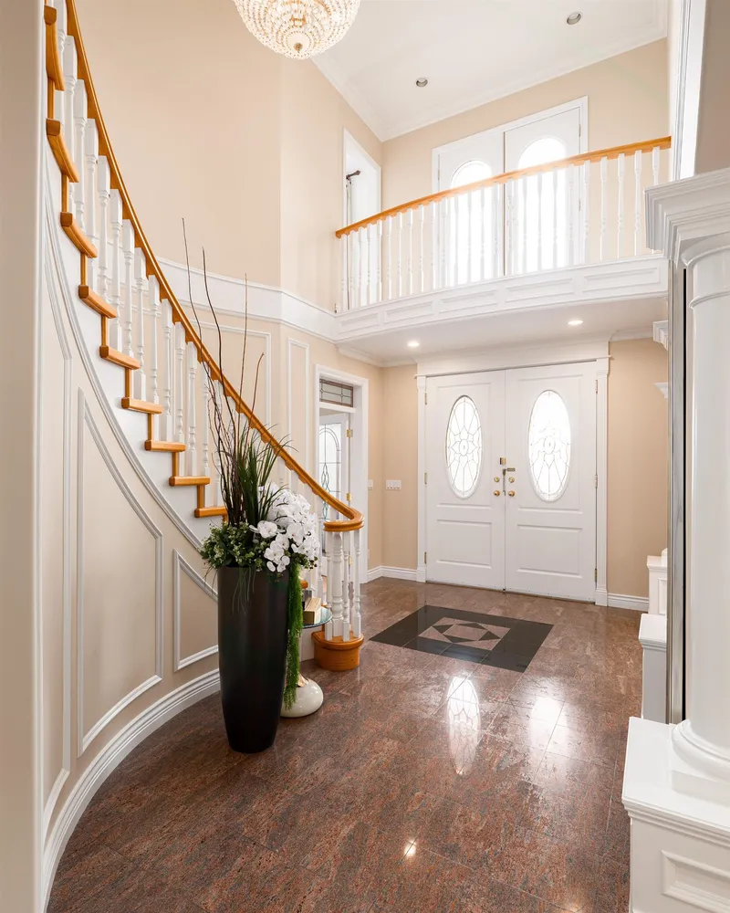 6111 KITCHENER STREET - photo 4 of 25