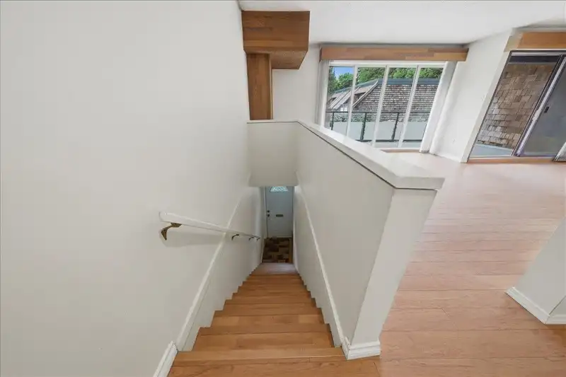 9932 MILLBURN COURT - photo 4 of 35