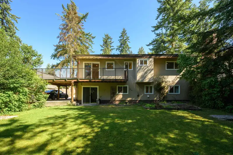 2751 MT SEYMOUR PARKWAY - photo 3 of 40