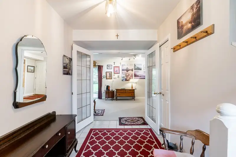 6075 133B STREET - photo 4 of 39