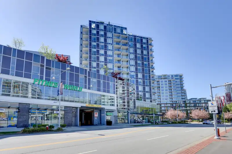 708 7468 LANSDOWNE ROAD - photo 1 of 31