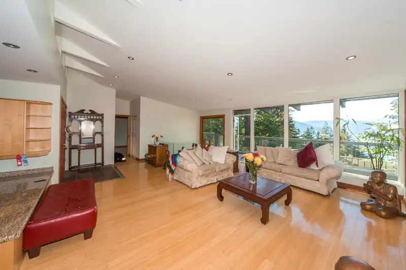 170 HIGHVIEW PLACE - photo 4 of 39
