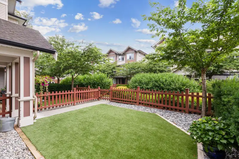 44 10151 240 STREET - photo 3 of 27