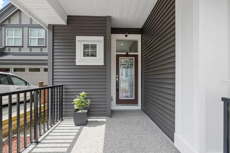 10459 248 STREET - photo 4 of 40