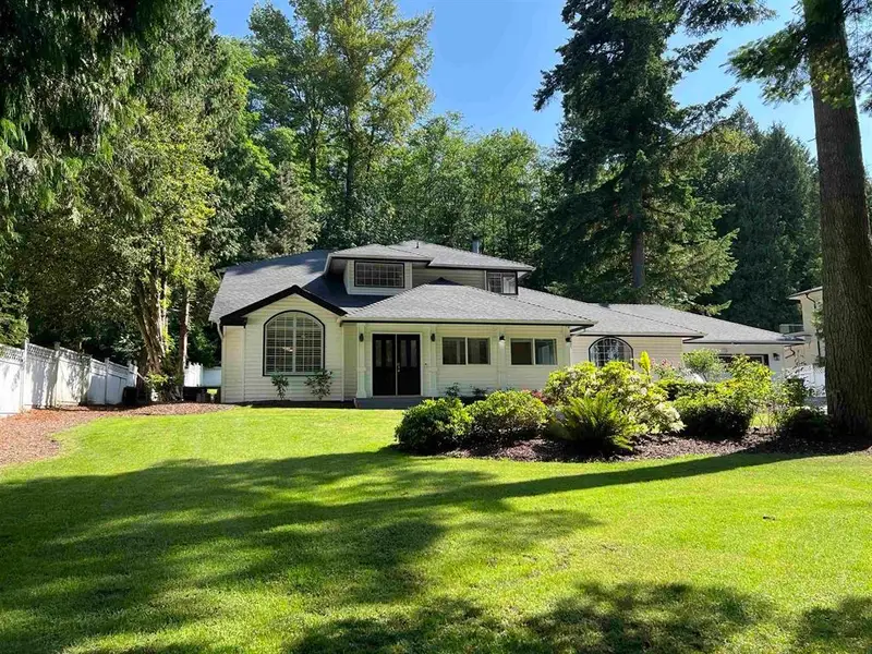 13774 CRESCENT ROAD - photo 2 of 25