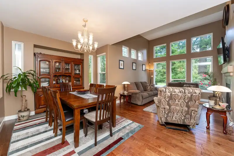 3283 CHARTWELL GREEN - photo 3 of 40