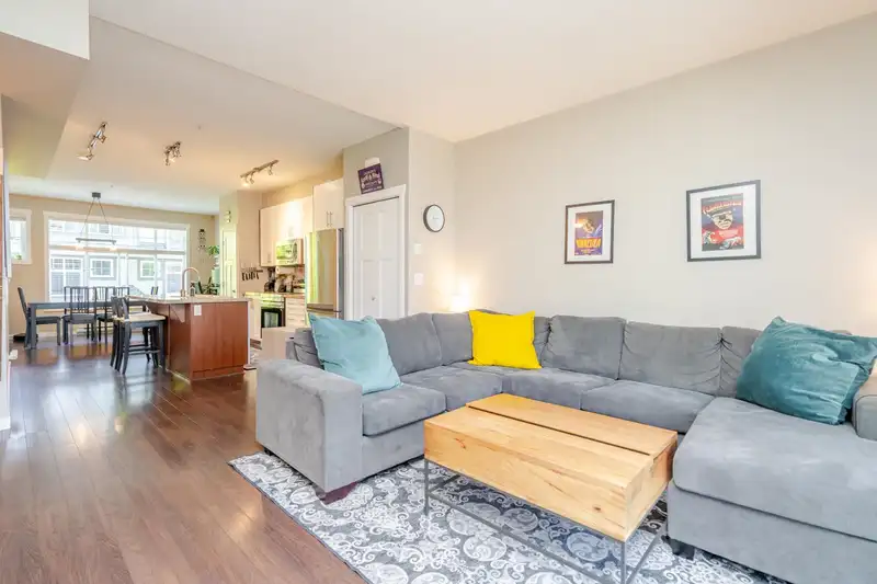 99 13819 232 STREET - photo 4 of 31