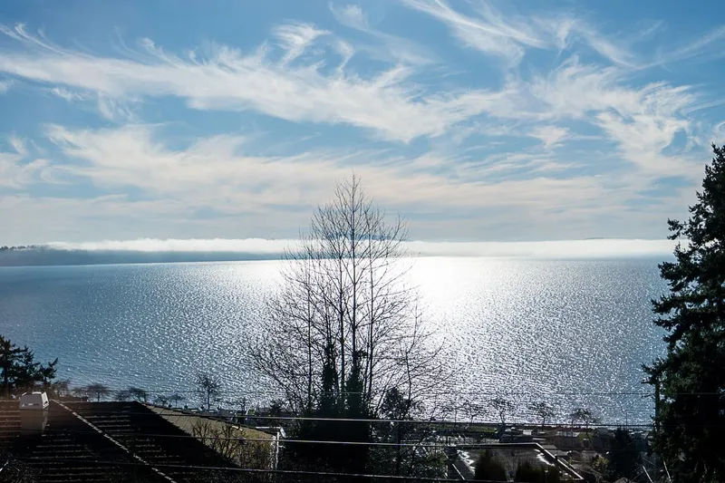 14815 HARDIE AVENUE - photo 1 of 25