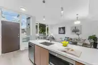 5 13720 100 AVENUE - thumbnail 4