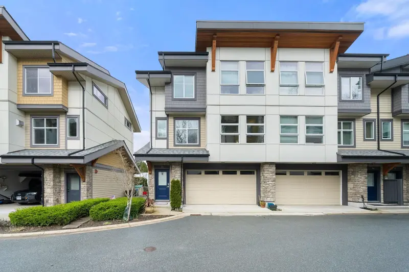 13 39548 LOGGERS LANE - photo 2 of 25