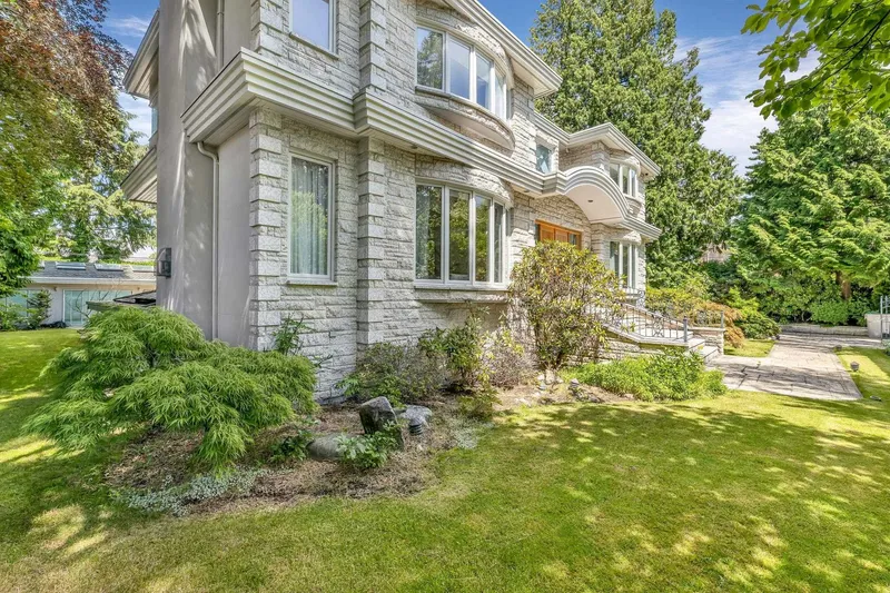 1569 W 35TH AVENUE - photo 4 of 23