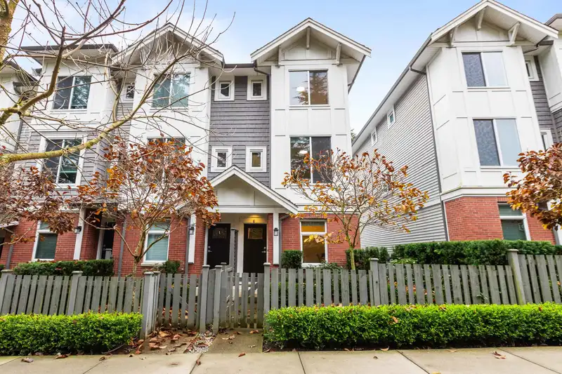 6 9718 161A STREET - photo 1 of 40