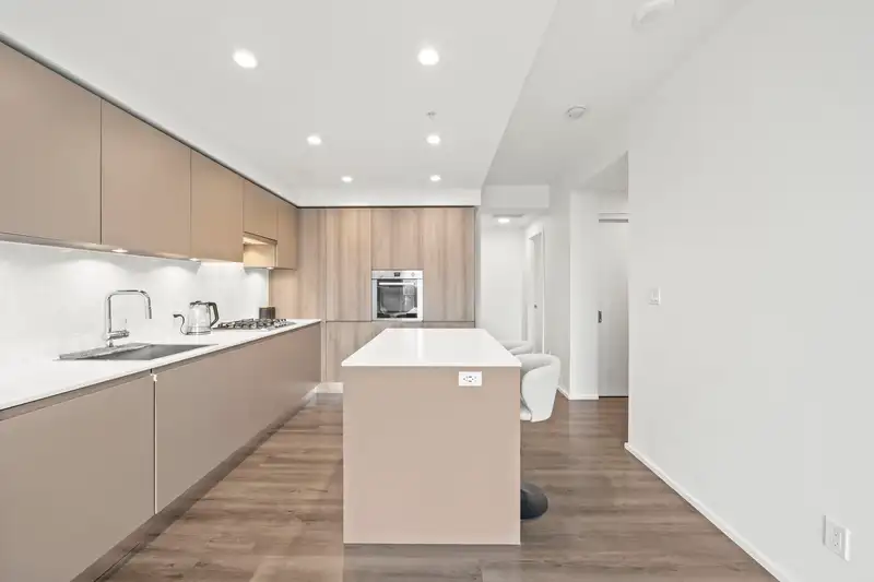 2711 3809 EVERGREEN PLACE - photo 4 of 31