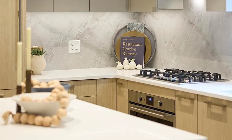 1305 5860 OLIVE AVENUE - photo 2 of 15