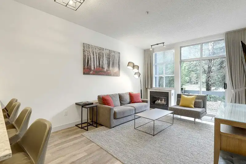 110/111 4573 CHATEAU BOULEVARD - photo 1 of 37