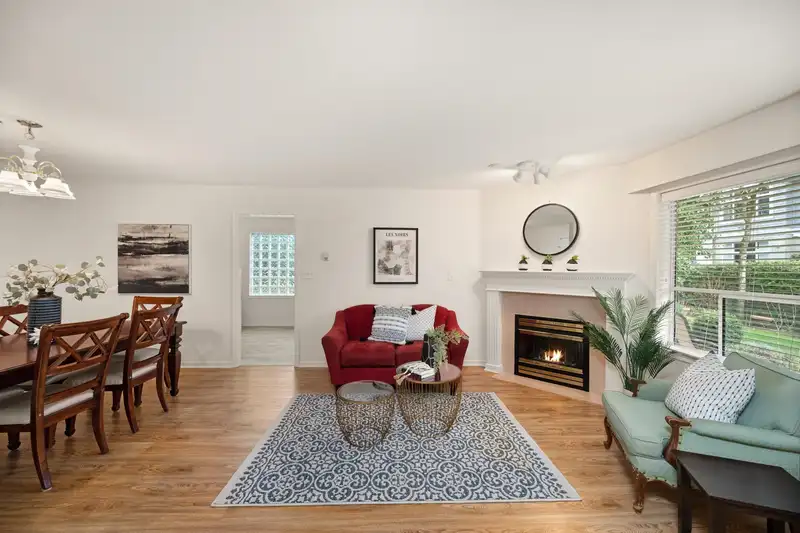 103 15290 18 AVENUE - photo 3 of 37