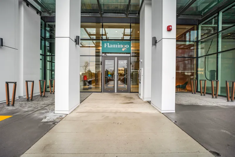 2901 13675 107A AVENUE - photo 3 of 11