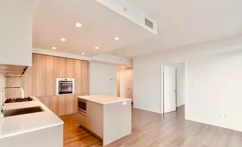 5002 3809 EVERGREEN PLACE - photo 2 of 25