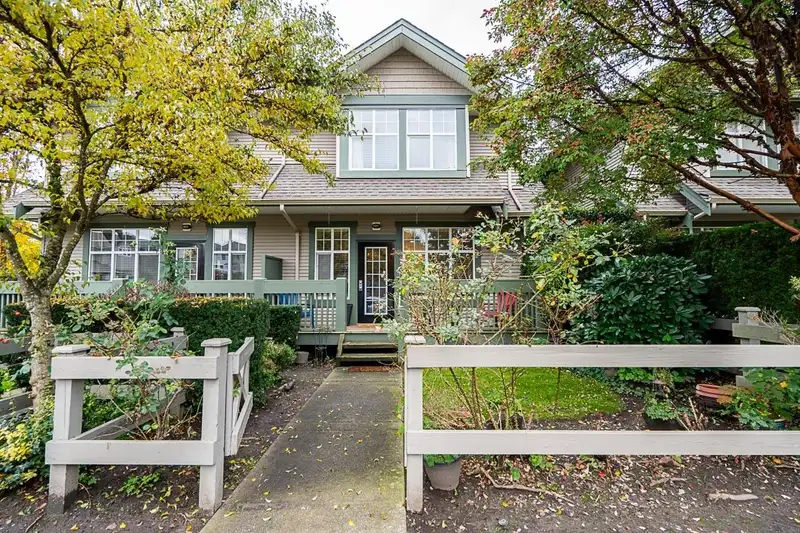 76 6050 166 STREET - photo 1 of 38