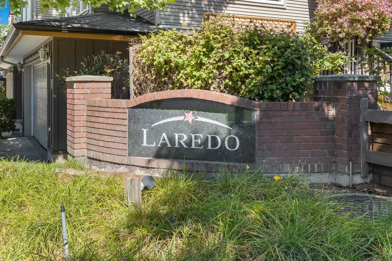 11 16789 60 AVENUE - photo 2 of 35