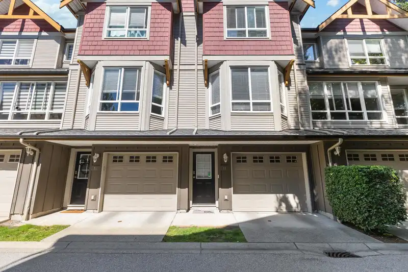 11 16789 60 AVENUE - photo 4 of 35