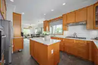 8013 17TH AVENUE - thumbnail 9