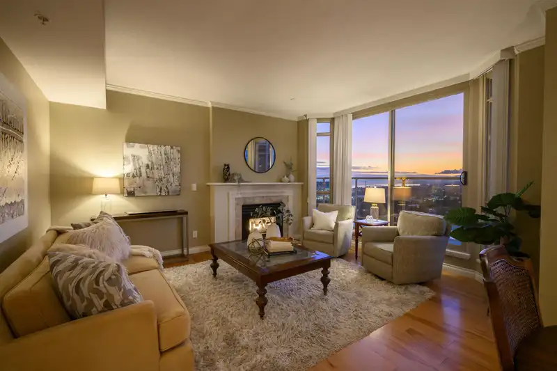 1505 160 W KEITH ROAD - photo 2 of 40