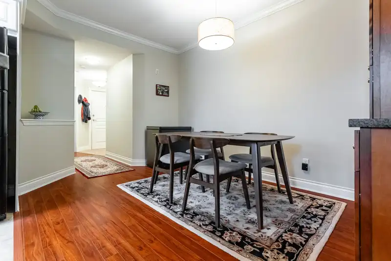207 1787 154 STREET - photo 3 of 34