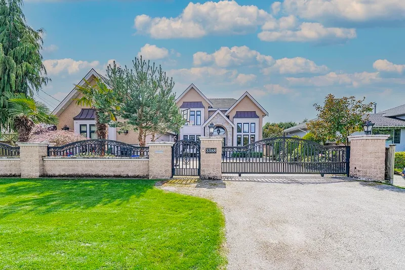 3388 NEWMORE AVENUE - photo 2 of 25