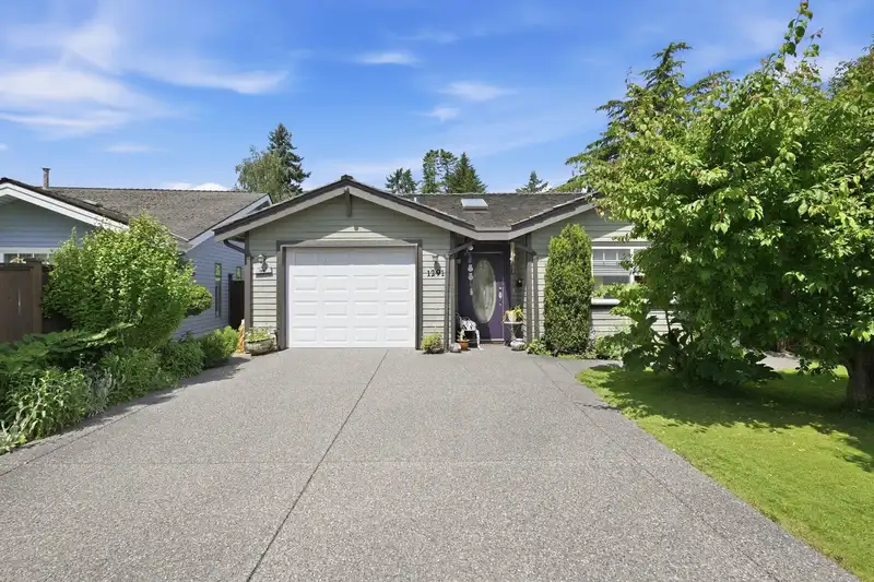 1291 MORRIS CRESCENT - photo 1 of 25