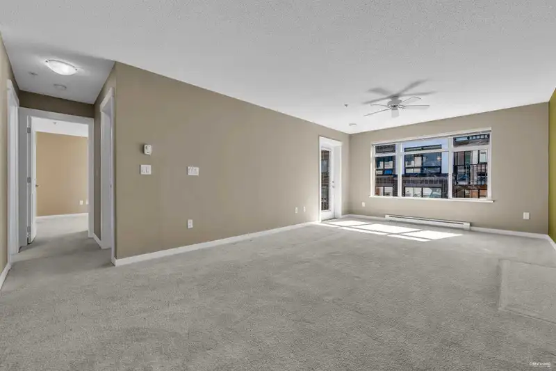 328 9288 ODLIN ROAD - photo 2 of 12