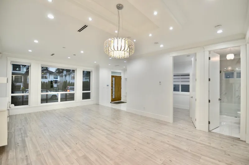 1936 PRAIRIE AVENUE - photo 4 of 25