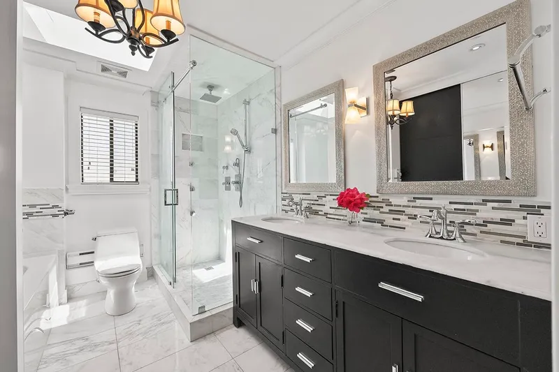 3558 W 32ND AVENUE - photo 3 of 25