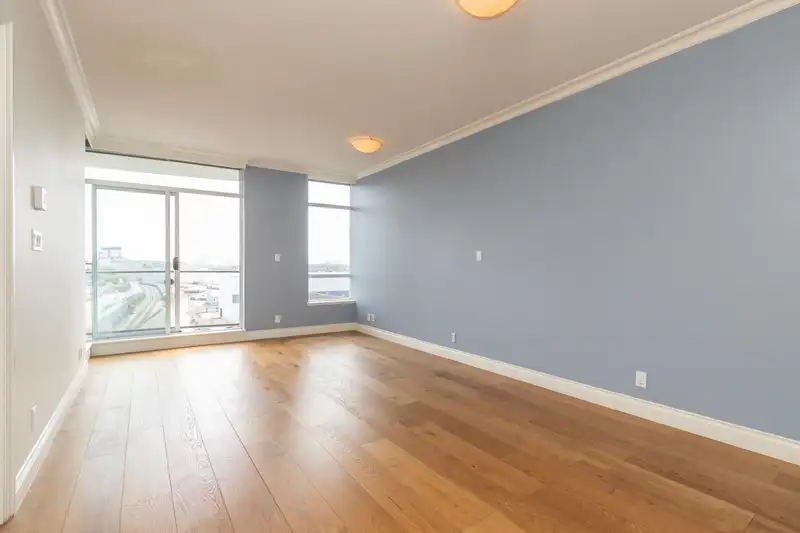 1003 172 VICTORY SHIP WAY - photo 4 of 37