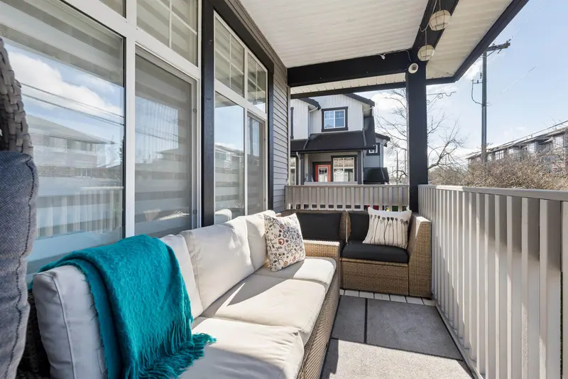 62 18828 69 AVENUE - photo 2 of 22