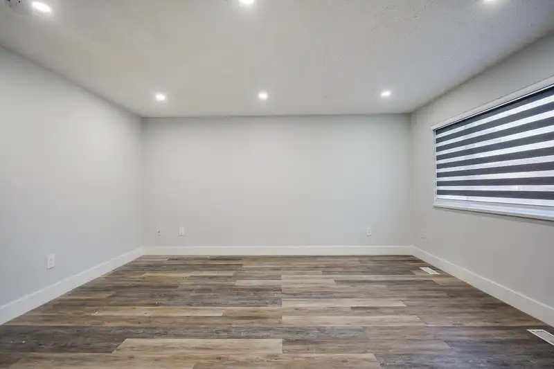 32382-32384 BRANT AVENUE - photo 2 of 30