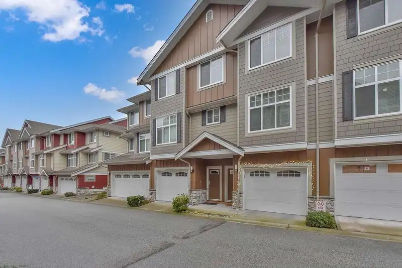 47 3009 156 STREET - photo 1 of 19
