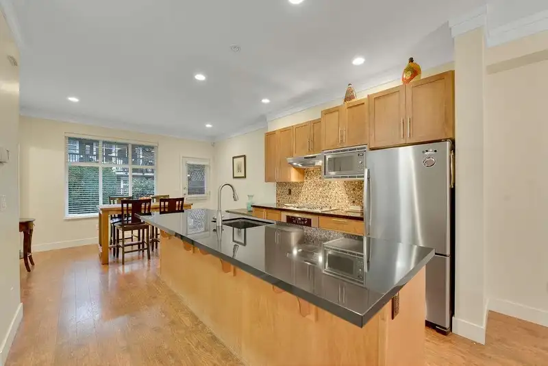 47 3009 156 STREET - photo 3 of 19