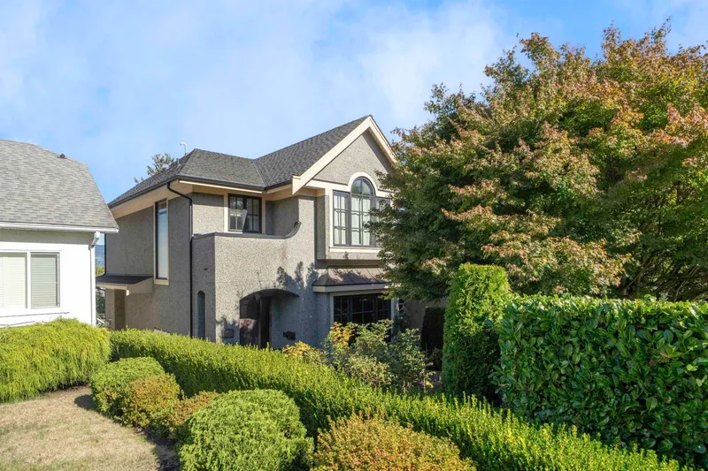 3511 W 15TH AVENUE - photo 2 of 25