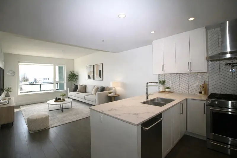 509 4477 HASTINGS STREET - photo 3 of 20