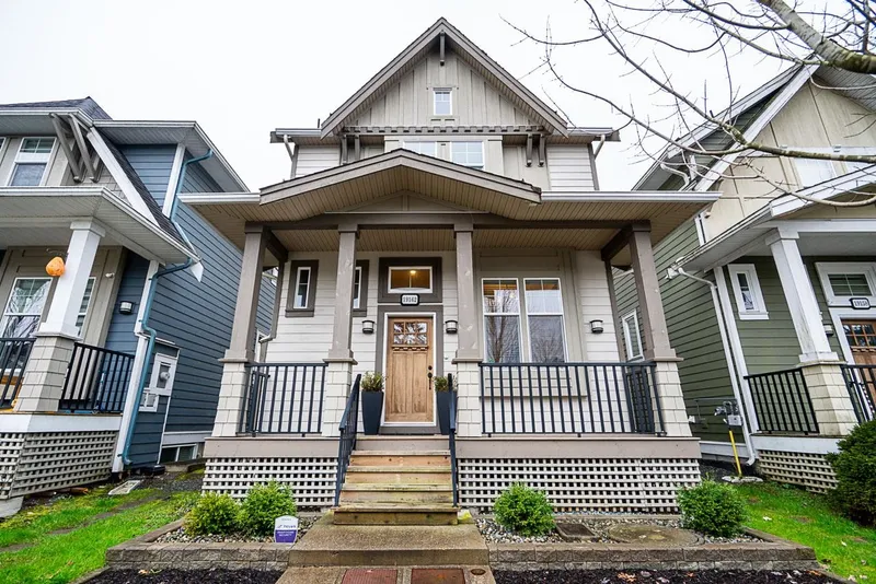 19162 73 AVENUE - photo 1 of 25