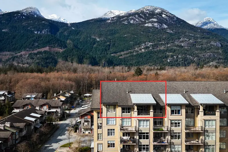 602 1211 VILLAGE GREEN WAY - photo 3 of 25