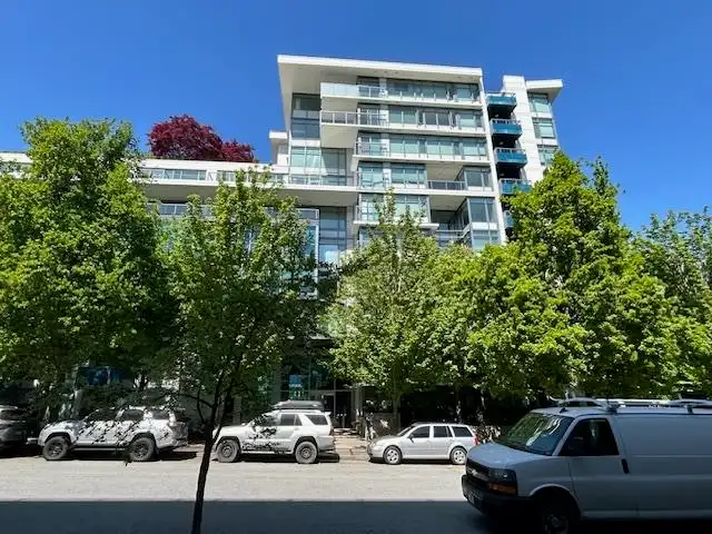101 1777 W 7TH AVENUE - photo 1 of 22