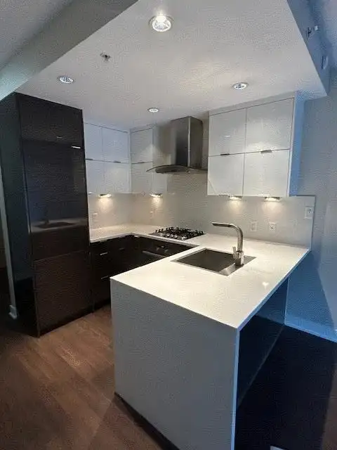 101 1777 W 7TH AVENUE - photo 3 of 22