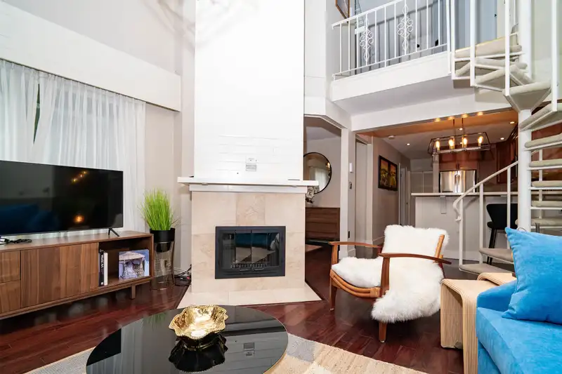 409 1274 BARCLAY STREET - photo 4 of 40