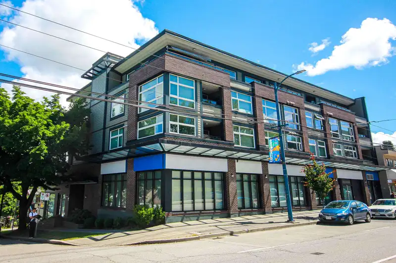 205 5488 CECIL STREET - photo 1 of 12