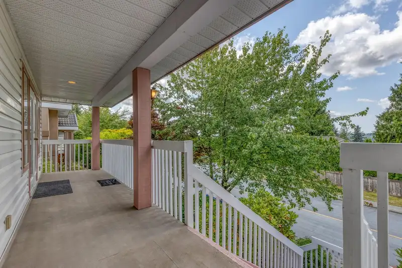 104 RAVINE DRIVE - photo 2 of 40