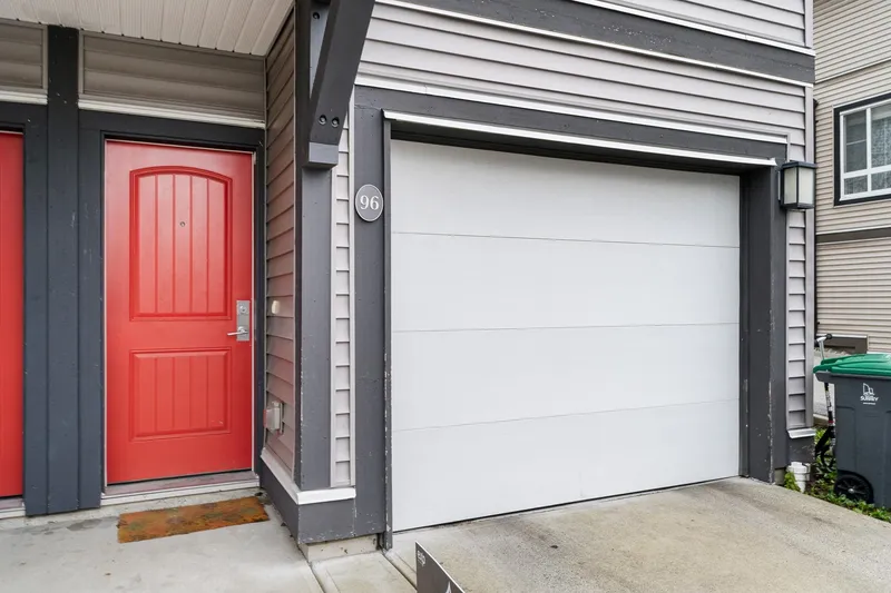 96 14555 68 AVENUE - photo 4 of 24